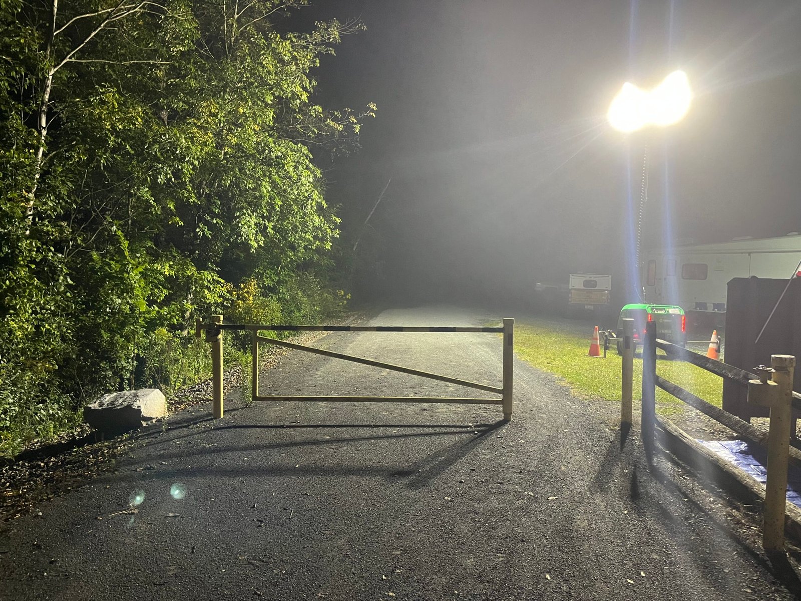 Yellow gate at the start/finish line of Pine Creek 100